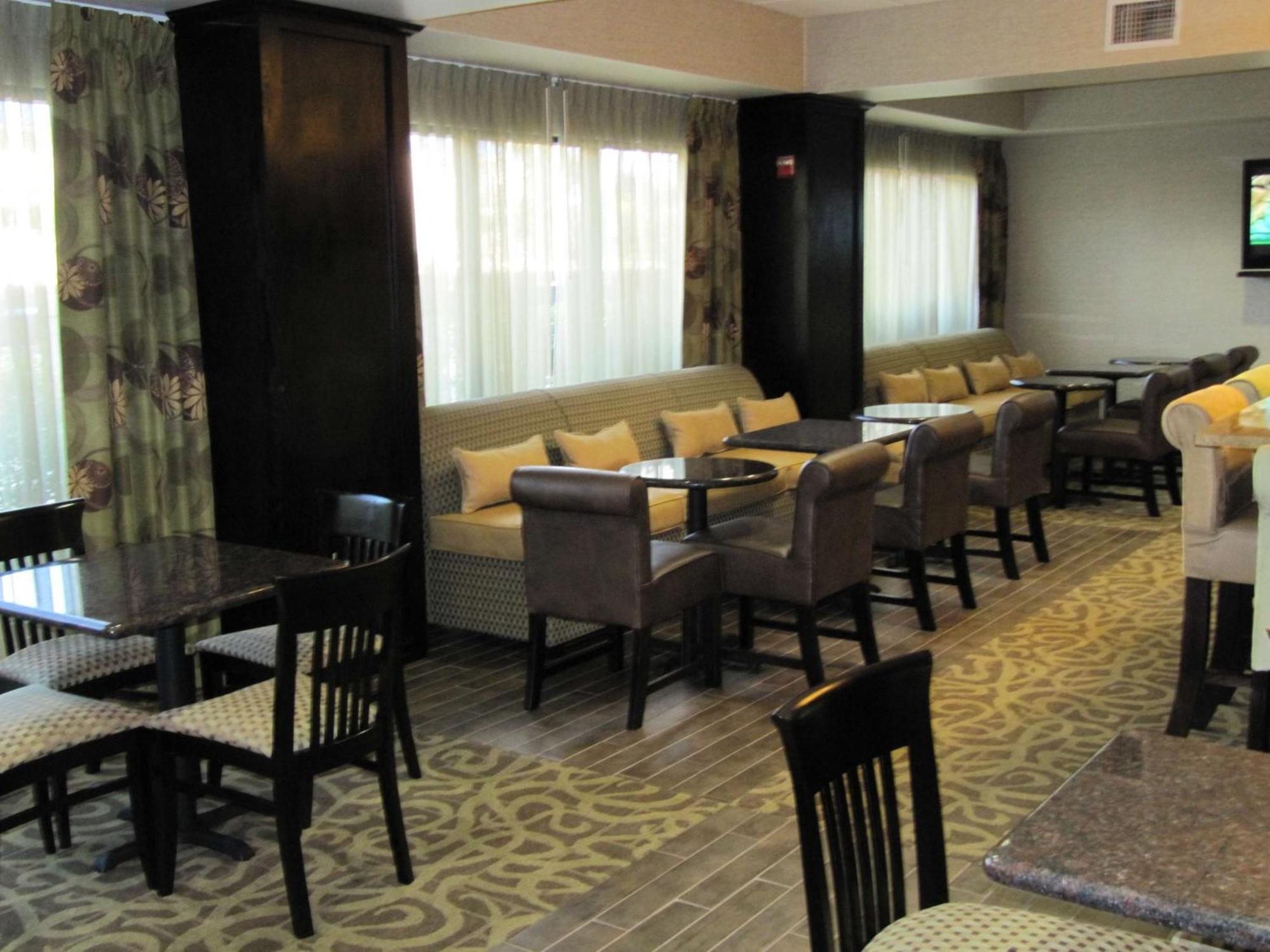 Hampton Inn Lindale/Tyler Zewnętrze zdjęcie